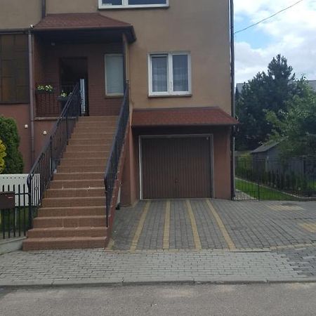 Wiola Apartamento Zelistrzewo Exterior foto