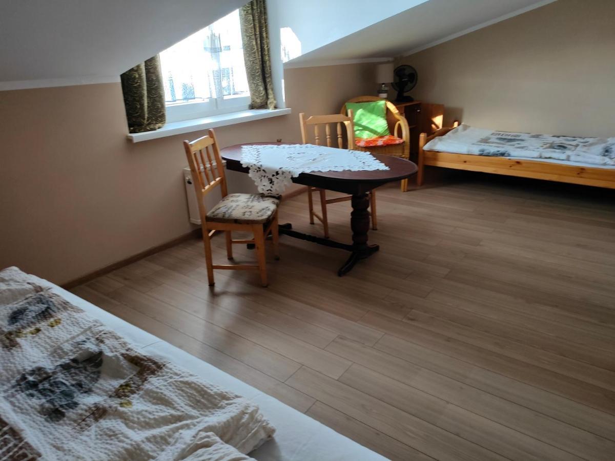 Wiola Apartamento Zelistrzewo Exterior foto